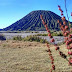 KEADAAN GUNUNG BROMO SAAT INI MASIH MENGALAMI ERUPSI