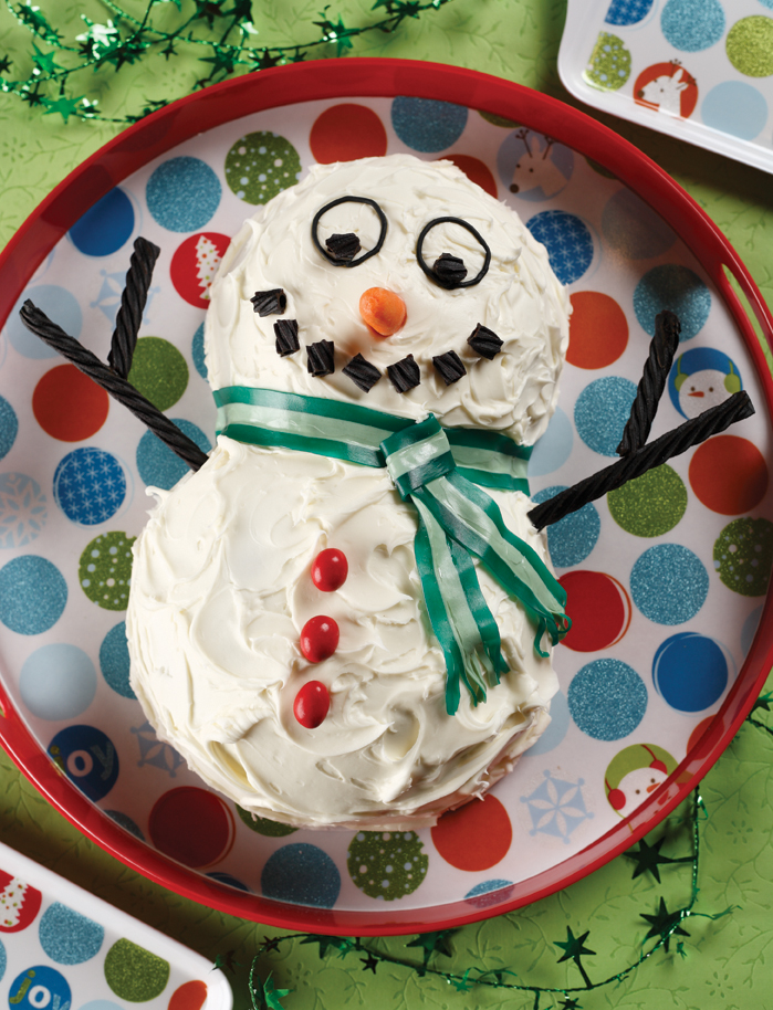 a piece of cake . . .: Easy Christmas Cut-Up Cakes for Kids