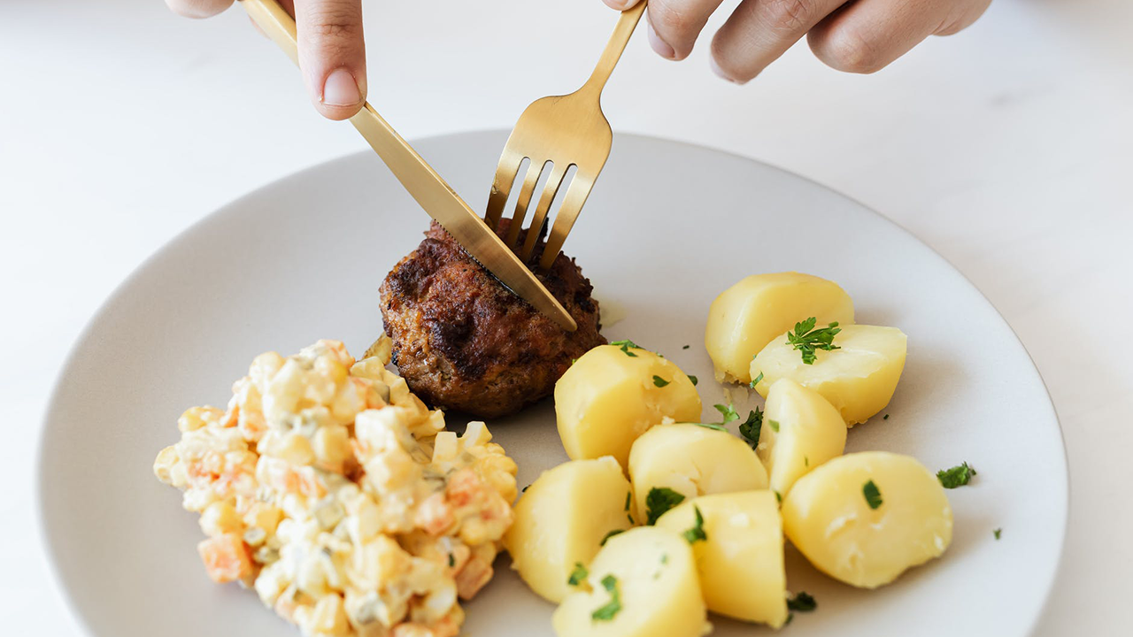 Jenis Makanan Penambah Darah Bagi Ibu Hamil