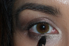 kim kardashian's smoky eye on small eyes using Darkhorse Naked Palette