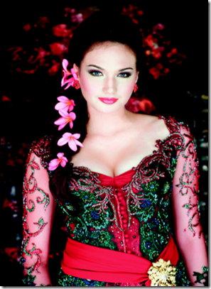 Kebaya gemuk kurus - Anne Avanti
