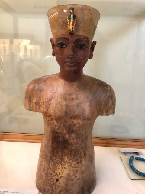 Kahire Gezilecek yerler, Kahire Müzesi, Ücreti ne kadar, Tutankhamon, firavun, Sfenks, Pyramids, Sfnx, Egypt, Mısır Vizesi, Mısır gezilecek yerler, kahire, papirüs, luxor, mısır da ne yenir, rehberli tur, mısır tur, kahire tur, günübirlik tur,