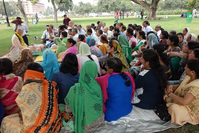 Sankarshan Das Lecture to Indian Government Employees at India Gate Lawn New Delhi