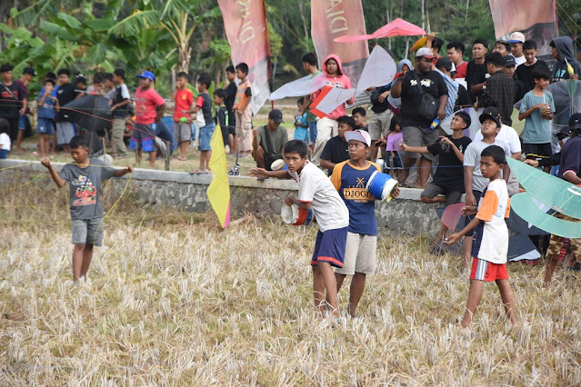 Festival Lomba Layang-Layang "Tahan Terbang" di Desa Jatimulyo, Kebumen Sukses Digelar