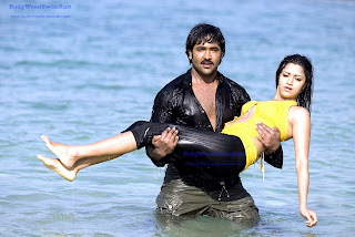 South Indian Actress Mamta Mohandas on the beach wet