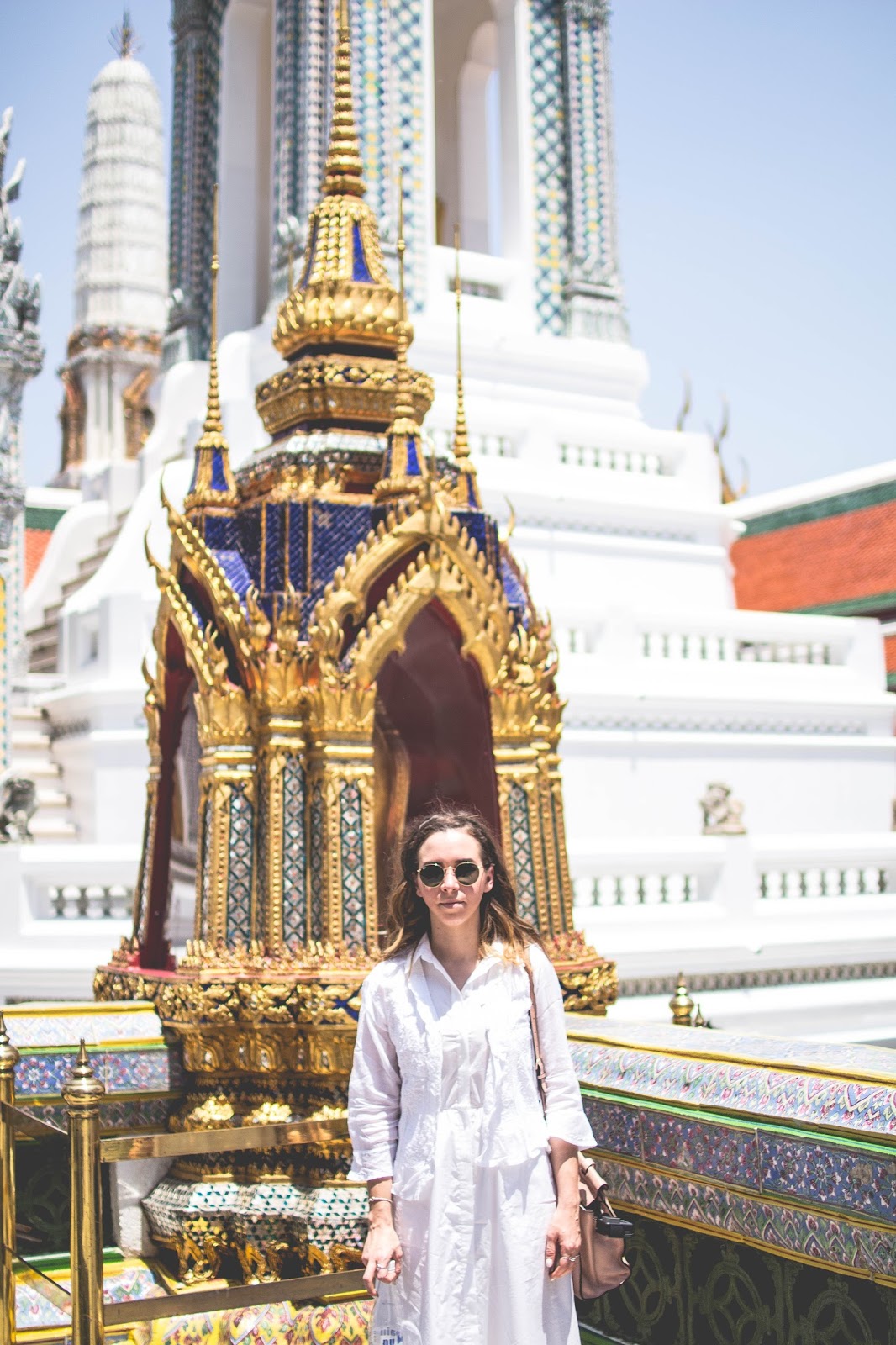 white-midi-dress-dcblogger-A-Viza-Style-travel-bangkok