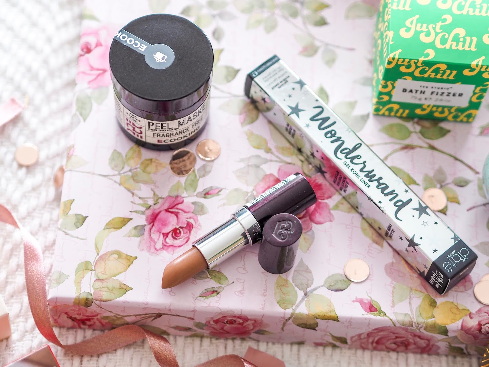 Mega May Day Giveaway!, UK Blogger, UK Giveaway, Competition, Beauty Giveaway, Makeup Giveaway, Katie Kirk Loves, Make Up Blogger, Beauty Blogger, Win This, Prize Draw, Blogger Giveaway
