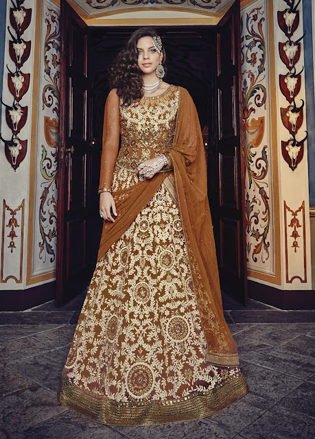 designer wedding lehenga