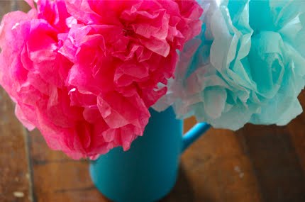 how to make tissue paper flowers for kids. how to make tissue paper