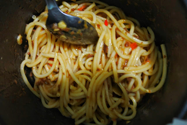 #AlaIlhamTiwi: Spagetti with Chicken and Skippy Sauce