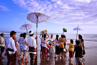 10 Pantai Terindah di Indonesia