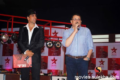 Akshay Kumar at 'Master Chef India' wallpaper