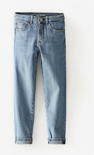 https://www.zara.com/es/es/jeans-slim-vintage-b%C3%A1sico-p06987671.html?v1=34229458&v2=1443874