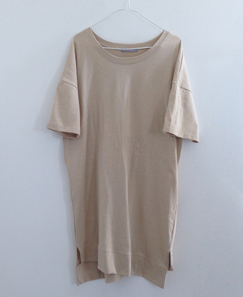 Asymmetric Hem Cotton T-Shirt