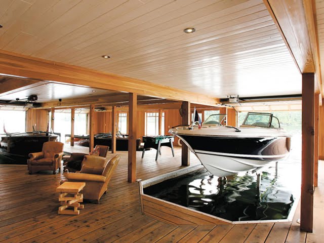 Boathouse Cottage, Lake Muskoka, Ontario