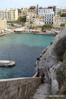 Xlendi Bay