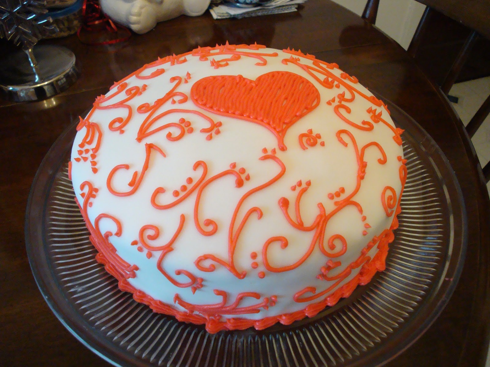 7. Valentine Day 2014 Cakes Picture - Latest New Cake Photo
