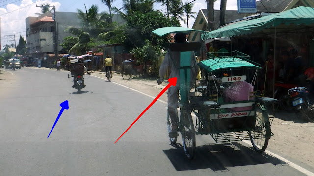 pedicab with a driver's back rest