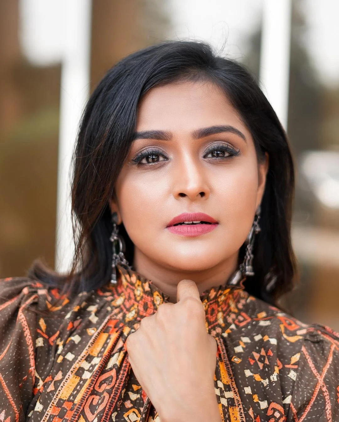 Actress Ramya nambeesan latest stunning photoshoot