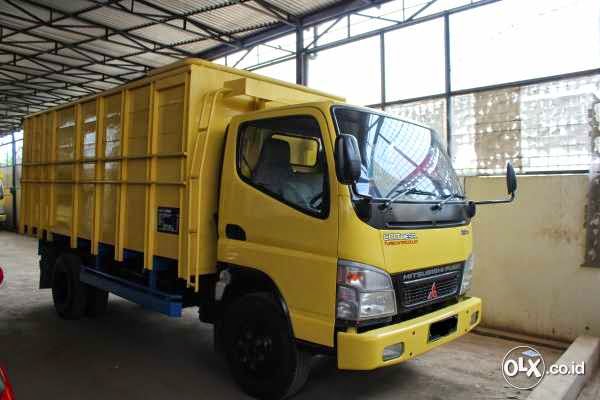  Truk  Bekas  Mitsubishi Canter  Fe74 Ps125 Tahun 2008 Truk  