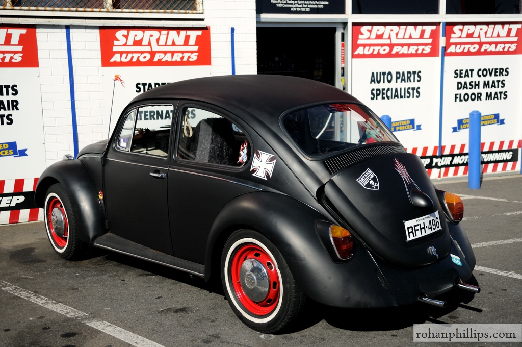 Random Car Spotting Volkswagen Beetle'Rat Bug'