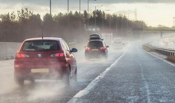 Lima Cara Cerdas Melindungi Mobil Sehabis Hujan Biar Tidak Karatan