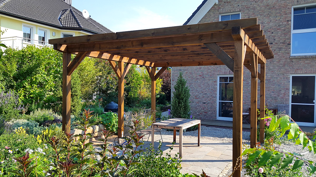 Ferdig pergola