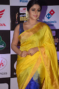 Poorna at Mirchi Music Awards South-thumbnail-7