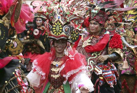 BATIK FASHION SOLO CARNIVAL 