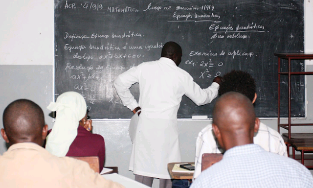 Professores queixam-se de falta de salários há um ano na Cidade de Maputo