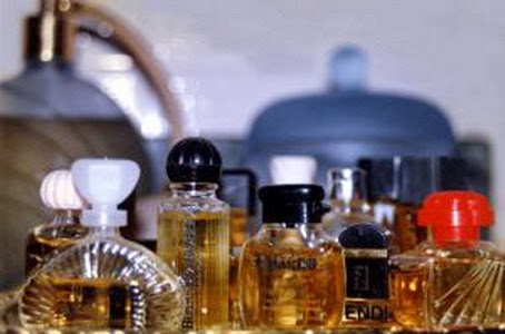 Bahaya Memakai Parfum KW Refill