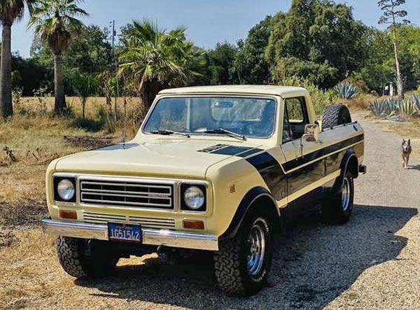 1977 International Scout II 4x4 Pickup