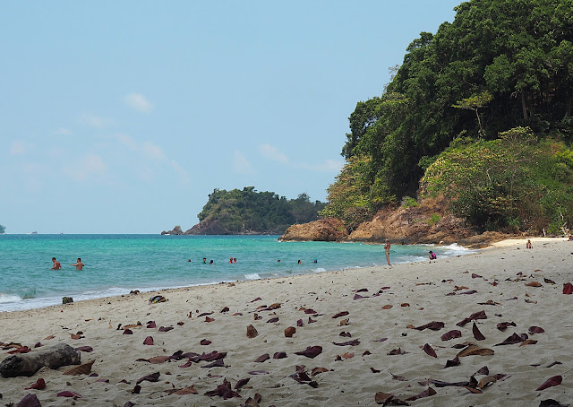 Таиланд, остров Чанг, пляж Лонли Бич (Thailand, Koh Chang, Lonely Beach)