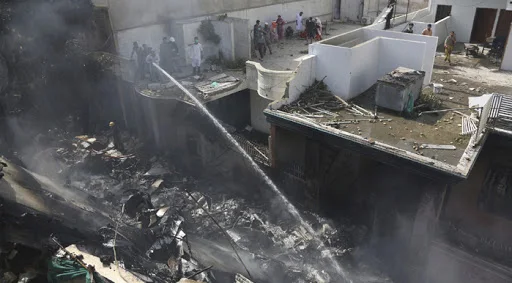 Pakistan plane crashes near Karachi