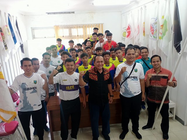 Ketua KONI Kebumen Lepas Tim Futsal KU-15 untuk Berlaga di AFP Jateng Championship 2022