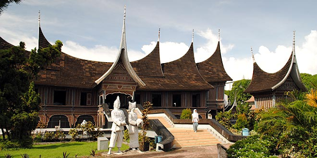 Rekomendasi Tempat Wisata di Padang