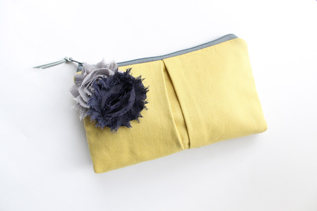 allisa jacobs clutch bag