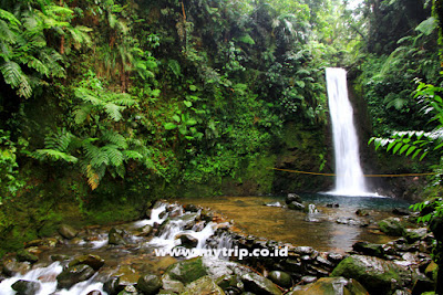 Waterfall of Balong Endah, unwind at the pool of the clear glass waterfall. kondang waterfall