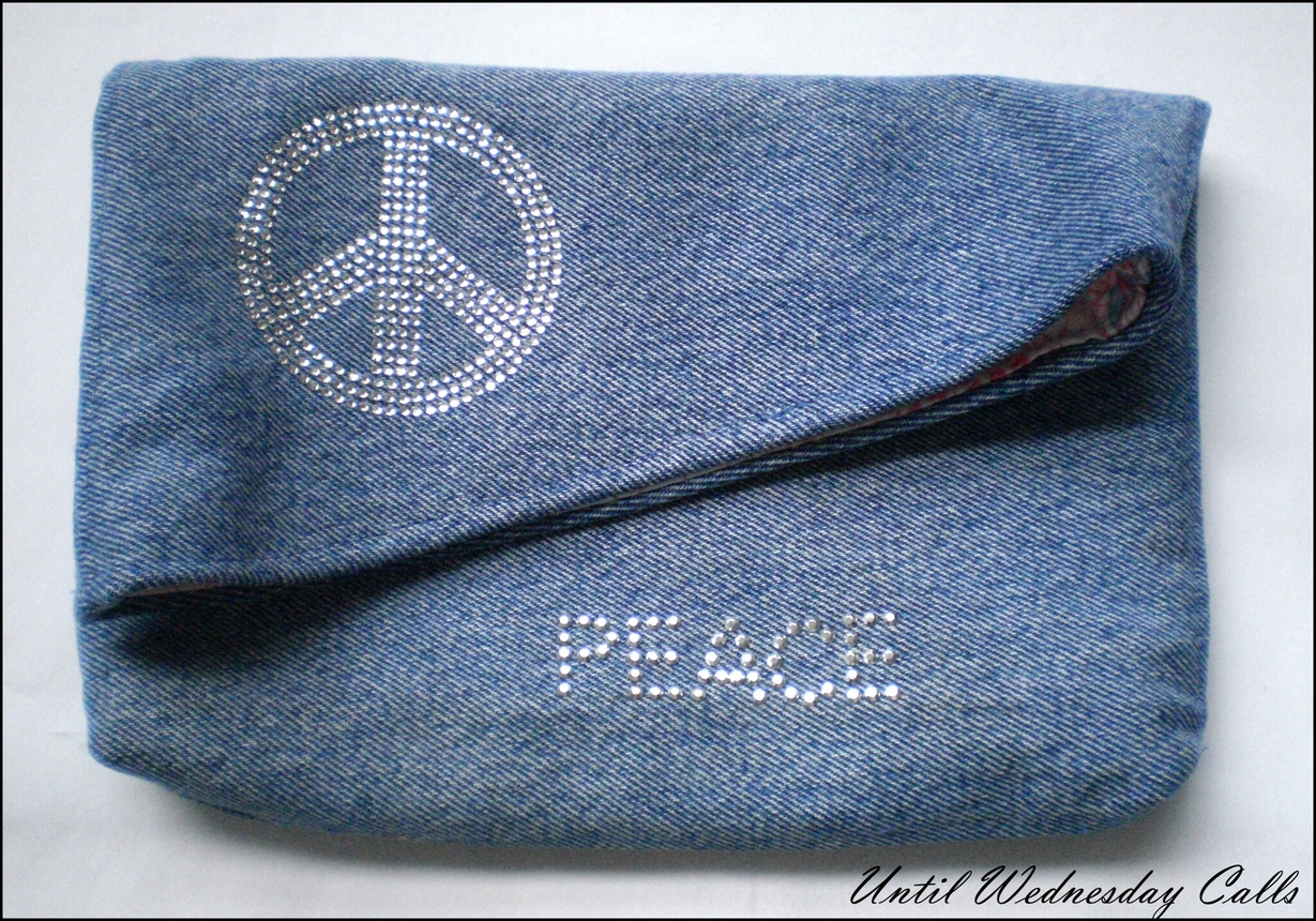 Tutorial: World's Easiest Recycled Jean Bag