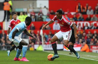 Anthony Martial vs Man City