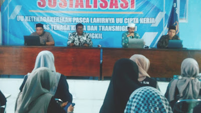 Puluhan Mahasiswa Kampus STAISAR Aceh Singkil Ikuti Sosialisasi UU Cipta Kerja  