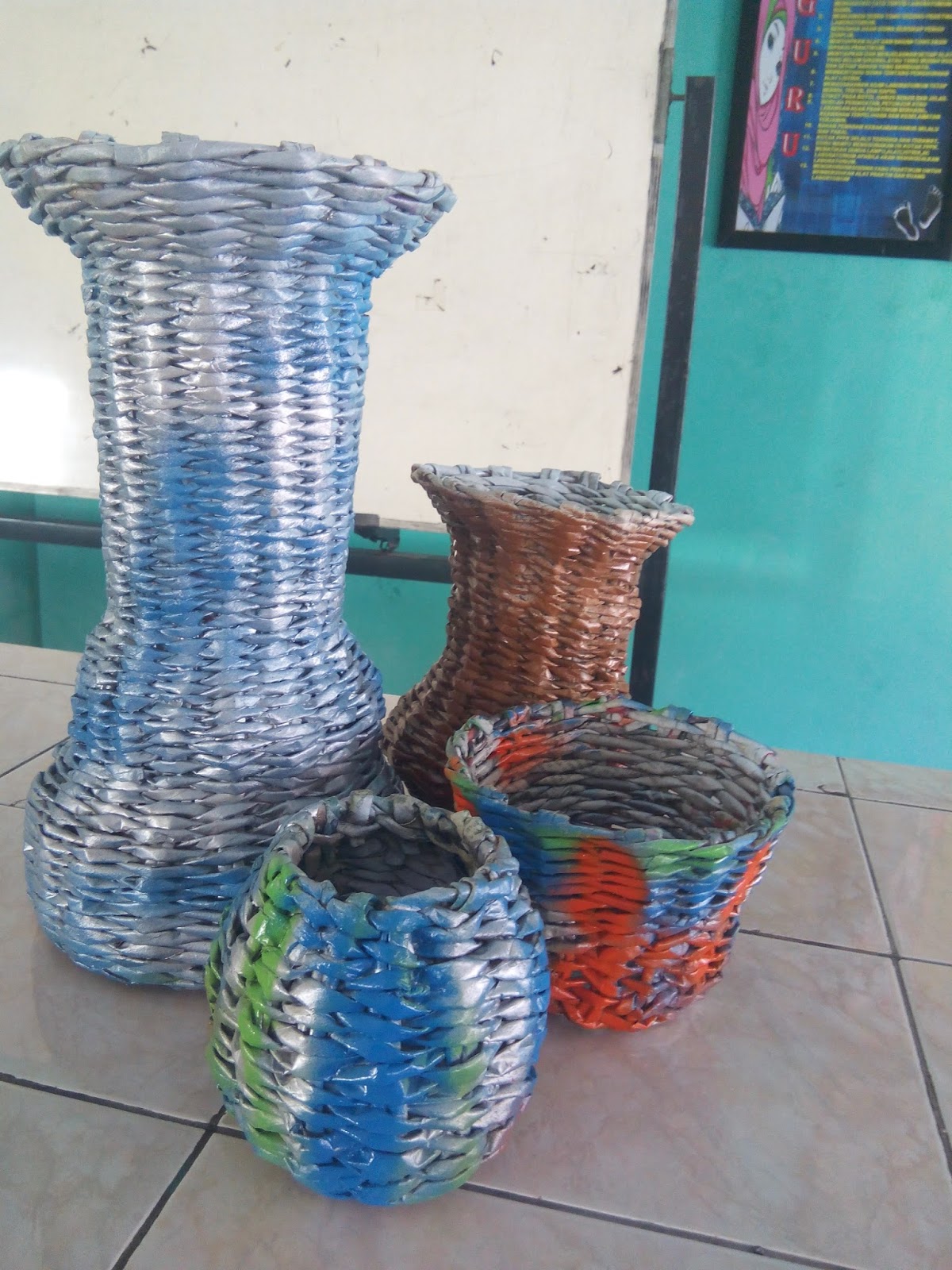 Langkah Langkah Membuat Pot Bunga Dari Botol Aqua 
