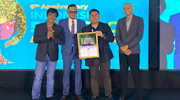 JNE Raih Penghargaan The Iconomics “Indonesia Best 50 CSR Awards 2024” Kategori Courier Service