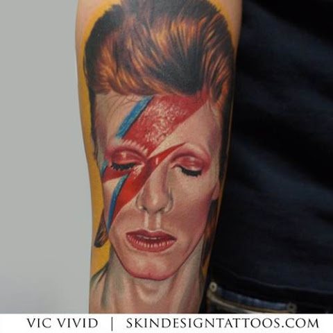 Best of DAVID BOWIE: 10 Greatest Hits & Tattoos