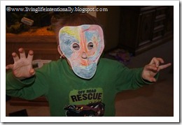 Quetecotyl mask for kids - hands on history