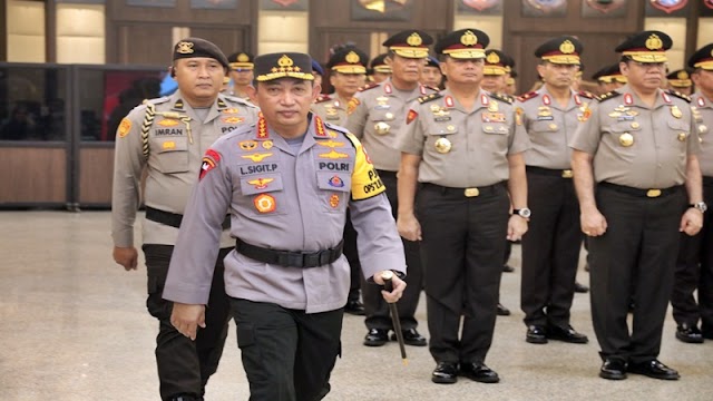 Polri Gelar Upacara Korps Raport ke 42 Pati dan 121 Pamen