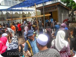 Suasana Pemotongan Hewan Kurban di Masjid Raya Kota Teluk Kuantan (14)