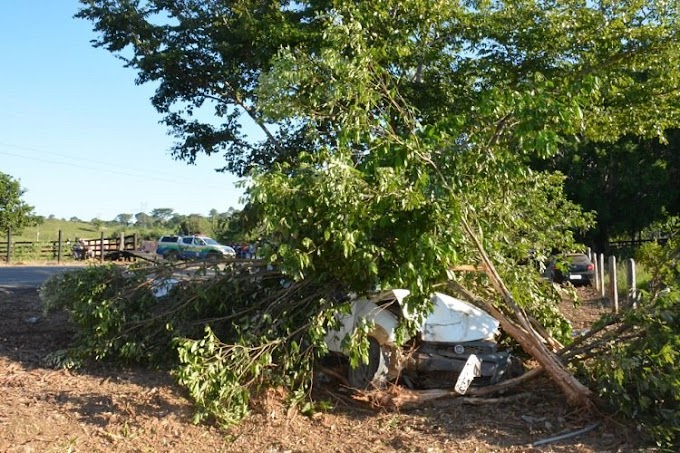 TRAGÉDIA: Acidente entre três veículos deixa um morto e cinco feridos em Rondônia