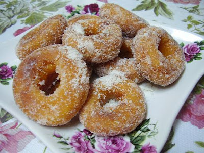 My Kitchen Diary: KUIH KERIA AKA KUIH GELANG