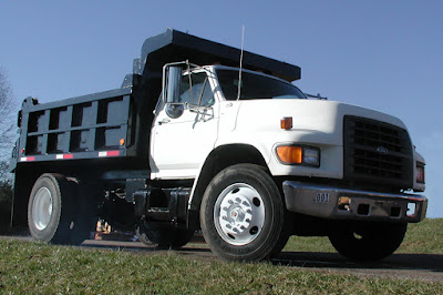 Ford F-700